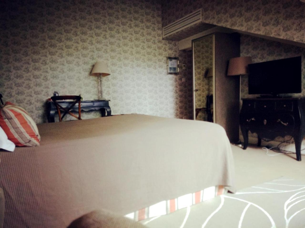 Hotel La Villa Saint-Pierre-dʼIrube Eksteriør billede